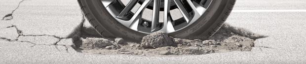 Lexus tire and wheel